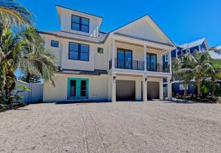 Vitamin Sea managed by Beach Retreats - Anna Maria - 2