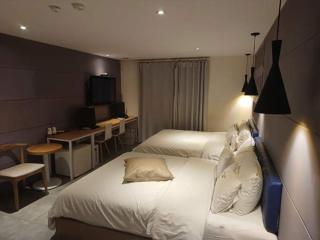Hotel Yaja Hwajeong Station - Goyang - 6