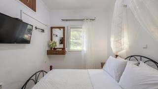 Emilia's Little Farmhouses - Agii Anargiri Milos - 7
