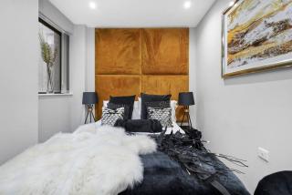 Chic Modern Studio Apartment, 1 bed with Free Parking! - Kent - 4