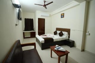 Ganesh Guest House - 8