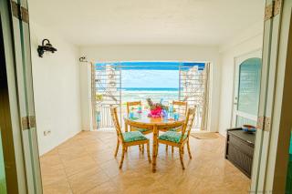 Gorgeous Ocean Views! Welcome to Bella Breeze! BeachFront 2BR 2BA - Sion Farm - 8