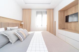Salus Hill Condo - 1