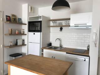 Charmant appartement ensoleillé-Terrasse - PARKING Gratuit - Isle sur la Sorgue - LʼIsle-sur-la-Sorgue - 4