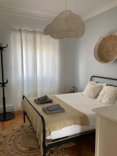 Apartamento bem localizado para famílias & amigos - Lisboa - 4