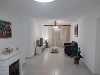 Amplio, luminoso y centrico dep. 3 dorm - Concordia - 0