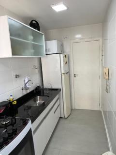 Apartamento em frente a Praia Martin de Sá com piscina. - 7