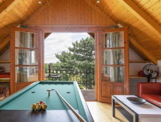 Füge ház - 8