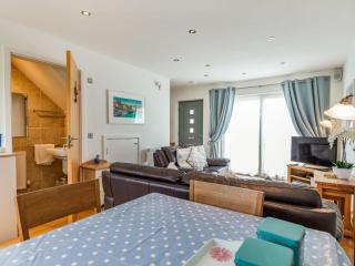 Constantine Bay Cottage - 2