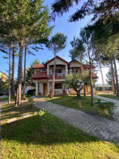 Hotel Garden Villa ARDO - Golem - 9