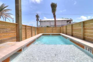Modern by the Sea Orange ES1430 - Port Aransas - 8