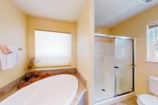 Charming Mt Rose Retreat - South Lake Tahoe - 4