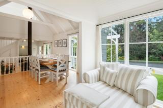 Hamptons charm at Nantucket in Mollymook - Mollymook - 3