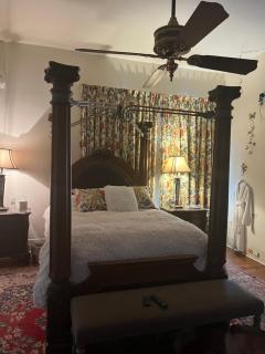The Happy Place #1 - New Orleans - 0