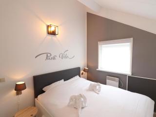 Holiday Home in Grou with Bubble Bath - 8