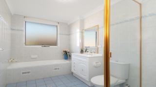 Blue Haven Short Walk To Beach, Shops, Cafes Accom Holidays - Terrigal - 2