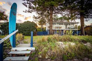 Happy Tides - Beachmere - 7