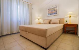 Awesome Apartment In Vir With Wifi - Vir - 4