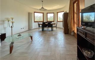 Cozy Home In Stegidio Alla Vibrata - SantʼEgidio alla Vibrata - 1
