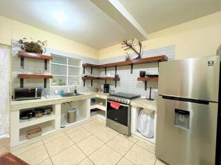 COMFY. Full internet, kitchen, washer and dryer, Netflix - 6