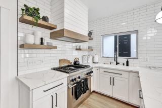 Newly Built Modern Home w Ocean View Rooftop Deck - 6