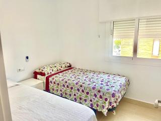 Remarkable 3-Bed Apartment in Chipiona - Chipiona - 2