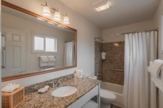 Tolovana Inn - 1