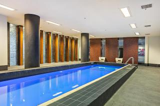 Waterfront Melbourne Apartments - 2