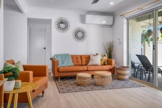 Spindrift Unit 1 10 Spectrum Street Rainbow Beach - 7