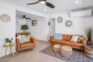 Spindrift Unit 1 10 Spectrum Street Rainbow Beach - 6