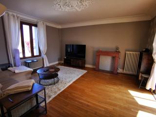 Chambre avec pension ou demi pension - Gray-la-Ville - 6