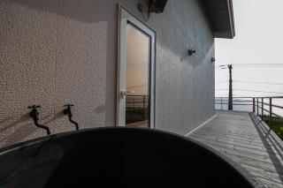 Sunny SIDE HOUSE - - 8