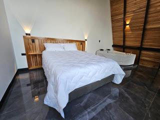 Wind Houses, Casas de Viento - 1