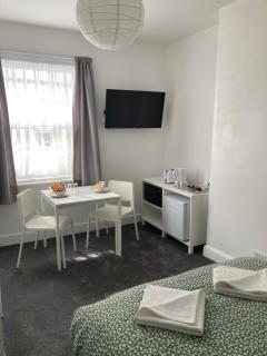 Brunton House Guest House - Clacton-on-Sea - 2