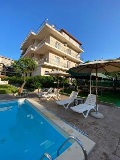 Central Hotel - Parga - 0