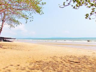 Sea View Beachfront Condos Pattaya Jomtien Beach - 1