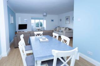 Tankerton Town House, 1 parking space, 150m beach - 5