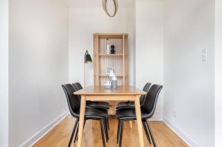 Gold Coast 1br w doorman gym nr park beach CHI-948 - Chicago - 4