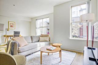 Bellevue 2BR w Gym WD Lounge nr Shops SEA-330 - Bellevue - 0