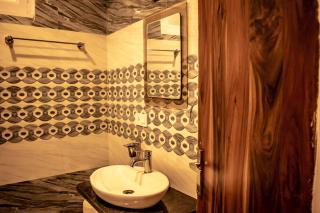 Gayatri Lodge - Kasauli - 9