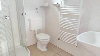 Gloria Apartman - 3