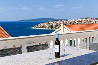 Villa Grande Vista - Spacious 3 BR Apartment with Large terrace and Fantastic sea view - Trogir - 0