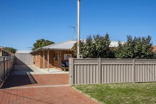 Back beach bungalow - Lancelin - 7