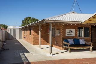 Back beach bungalow - Lancelin - 6