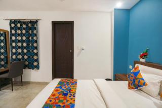 FabHotel Usha Continental - 4