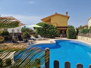 Riumar "Eva", 300m to beach, private pool, On-Site-Service, dog beach - Riumar - 0