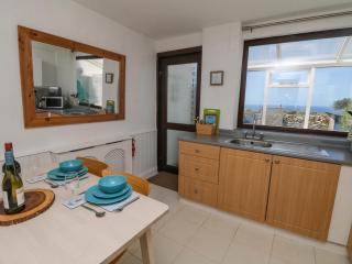 Blue Reef Cottage - Lower Boscaswell - 2