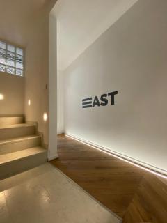 East West Room - Arco - 9
