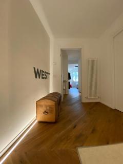 East West Room - Arco - 7