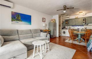2 Bedroom Gorgeous Home In Malaga - Castillo de Sabinillas - 7